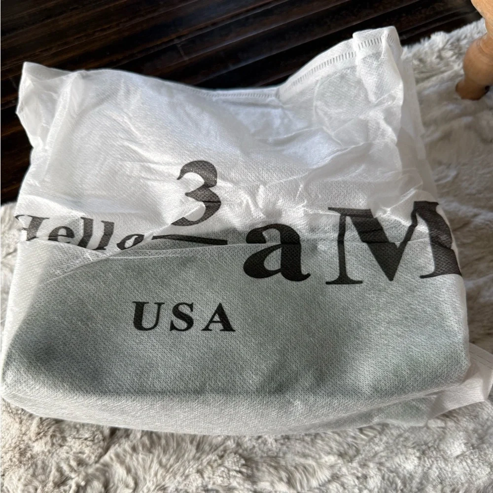 Hello 3am Handbag/Crossbody New - Picture 7 of 7